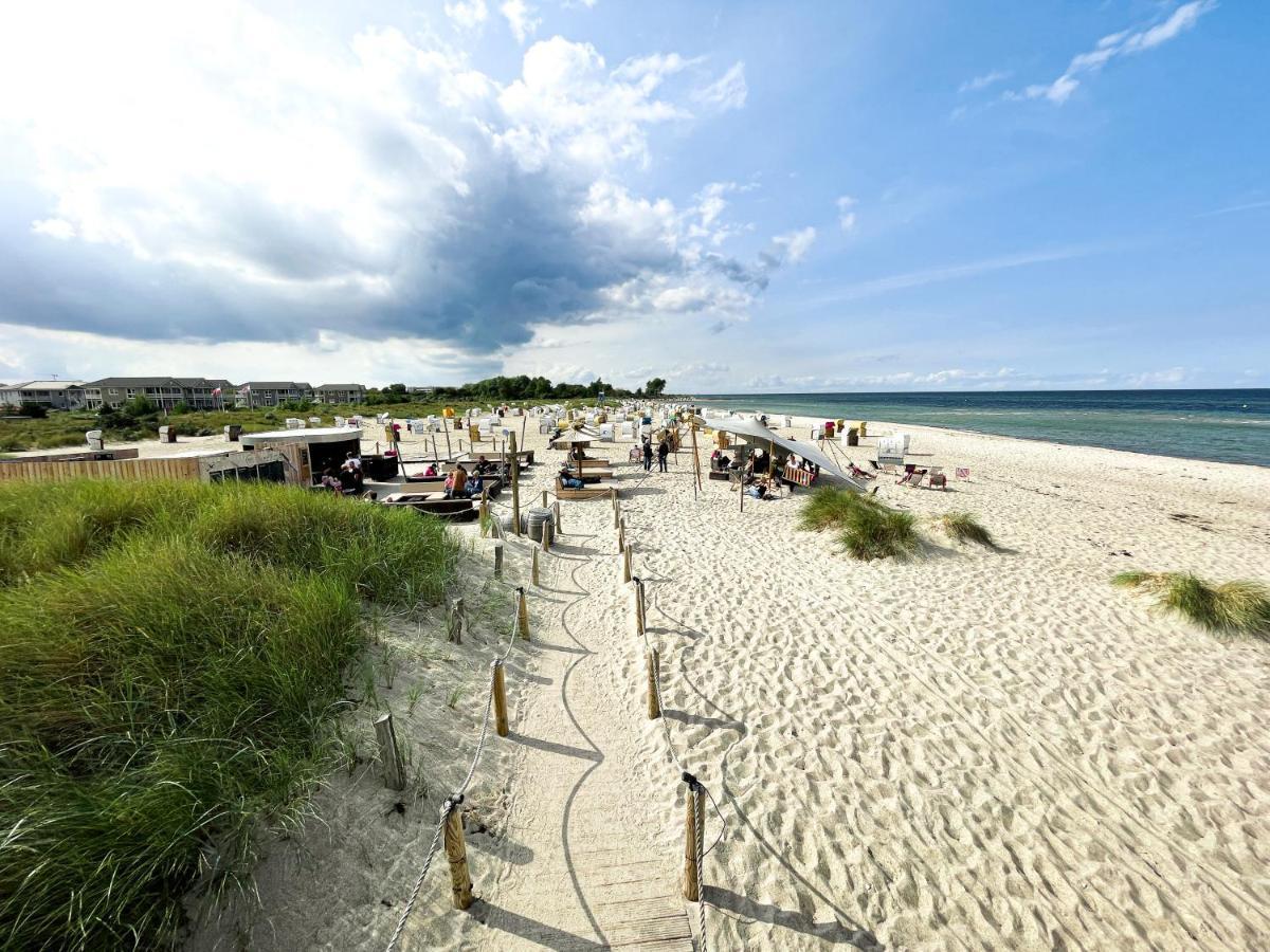 Derzeit Beliebt - Phaenomenaler Ausblick Auf Binnen- Und Ostsee Heiligenhafen Kültér fotó
