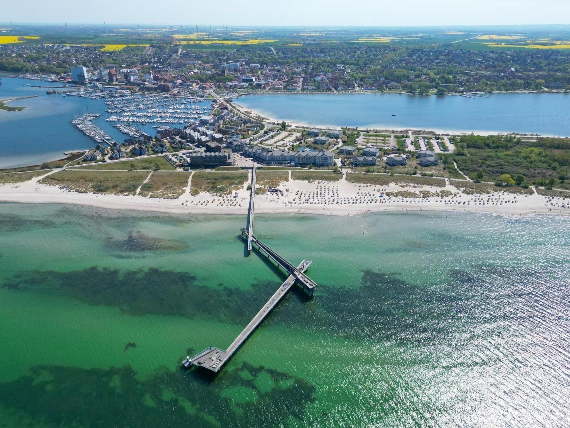 Derzeit Beliebt - Phaenomenaler Ausblick Auf Binnen- Und Ostsee Heiligenhafen Kültér fotó